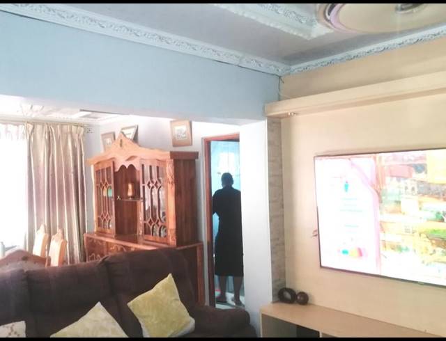 3 BEDROOM HOUSE FOR SALE IN UMLAZI M